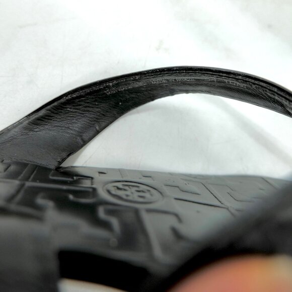 TORY BURCH~Thora~BLACK PATENT LEATHER FLIP FLOP REVA LOGO SANDALS SIZE 10M - Picture 6 of 7